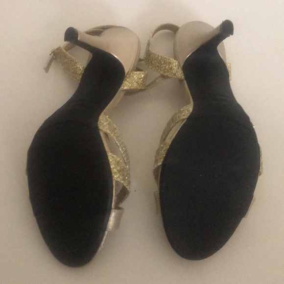 Women’s Madeline Stuart gold heels size 8.5 - Picture 7 of 7